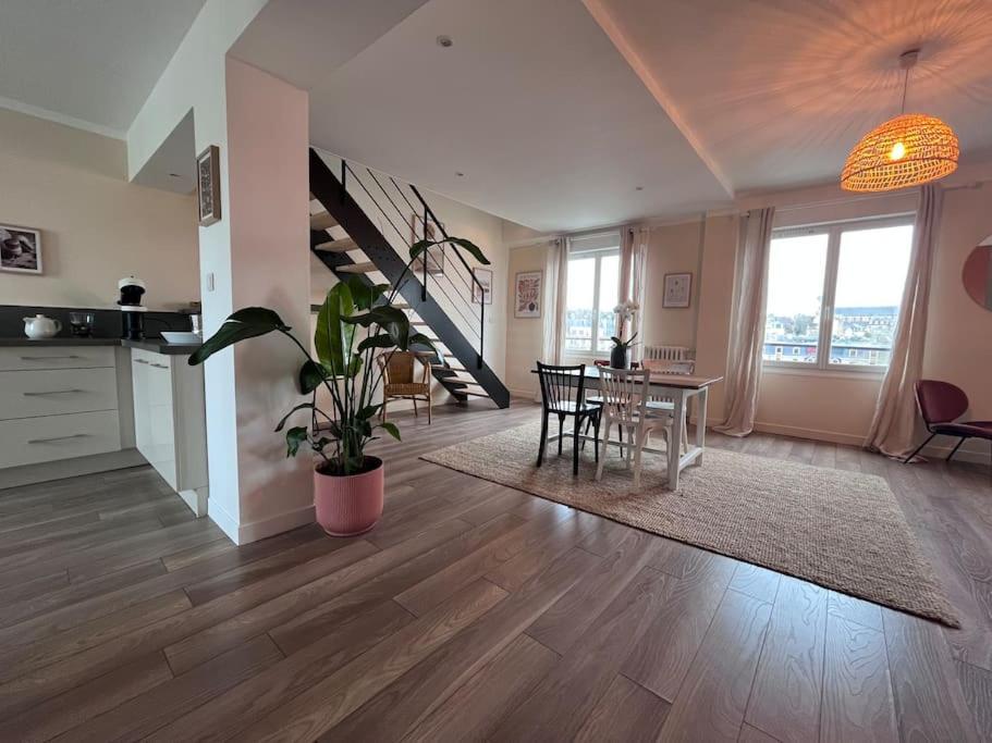 Le Saint Pierre Grand Duplex Hyper Centre, Port Caen Apartment Ngoại thất bức ảnh